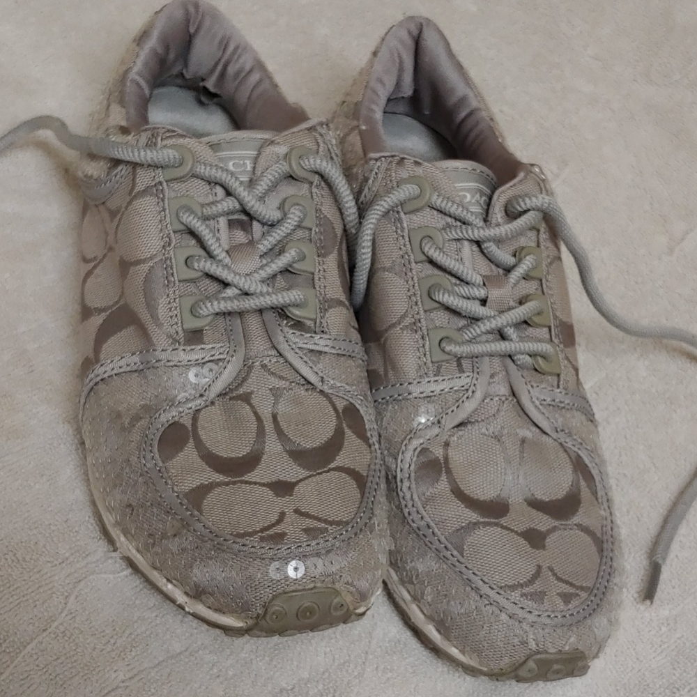 Coach New York signature C tennis shoes sz.7M